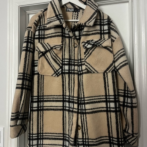 Missguided Plaid Button-Up Jacket - Picture 2 of 4